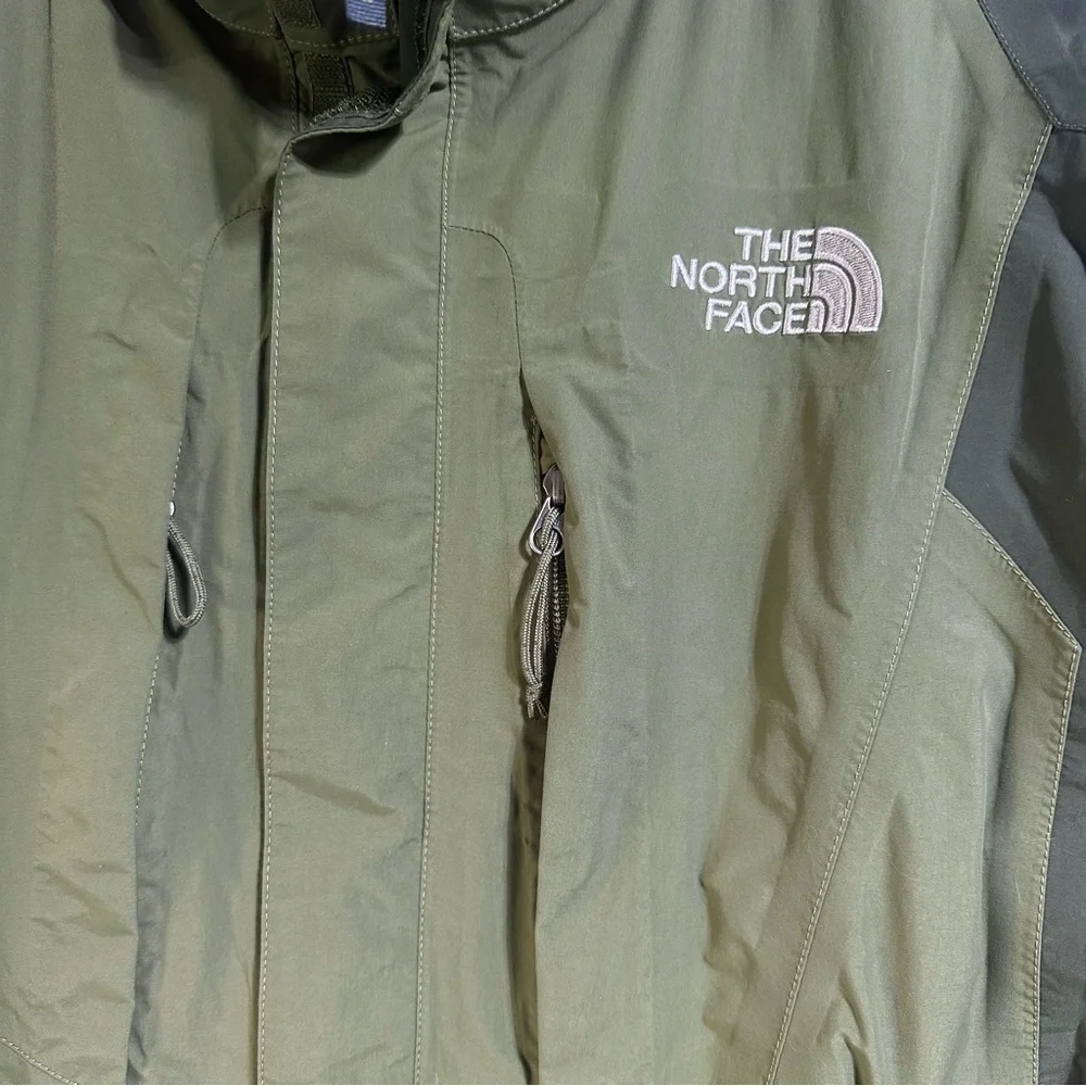 The North Face Amplitude Triclimate Hyvent Jacket Size M Men's two toned Green